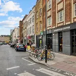 Finsbury Park 1 Bed Apartment